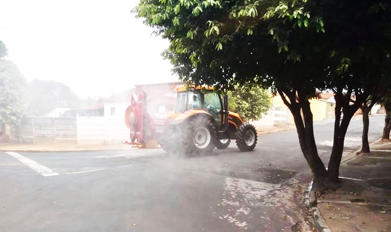 Higienização com cloro efetuada no município durante essa semana