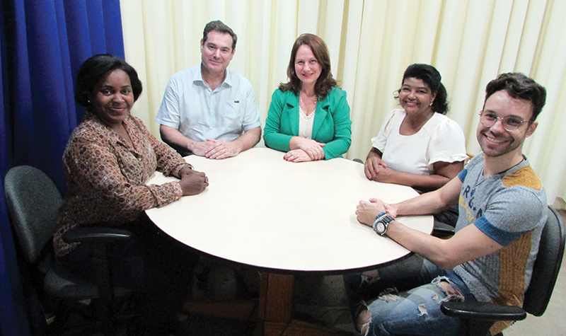 Gislaine Almeida, Paulo Souza, Viviane Martini, Adriana Simões e Diego Pradella